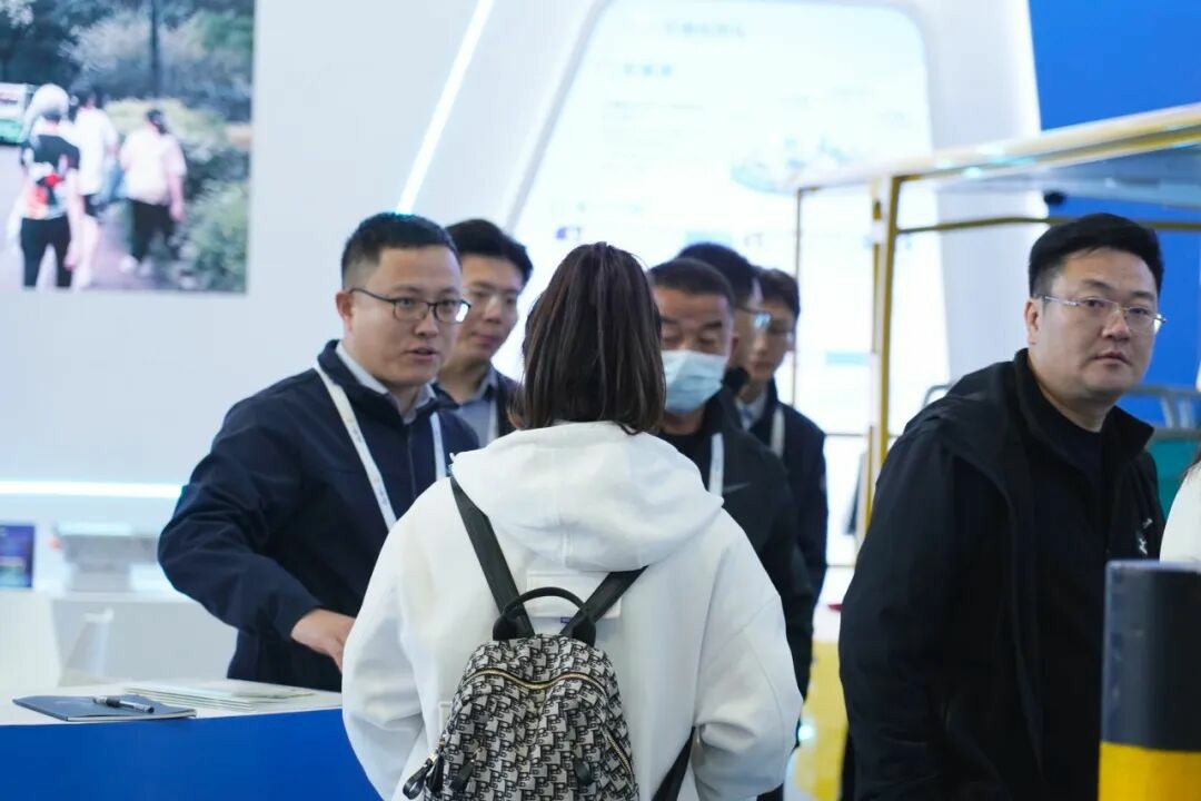 誠(chéng)邀共赴 | 宇通專用車(chē)與您相約2025 中國(guó)(鄭州)旅游休閑娛樂(lè)產(chǎn)業(yè)博覽會(huì) 誠(chéng)邀共赴 | 宇通專用車(chē)與您相約2025 中國(guó)(鄭州)旅游休閑娛樂(lè)產(chǎn)業(yè)博覽會(huì)